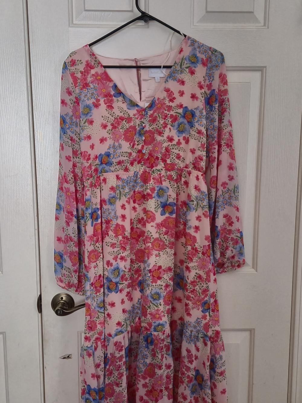Sugarlips Light Pink Floral V-Neck Dress